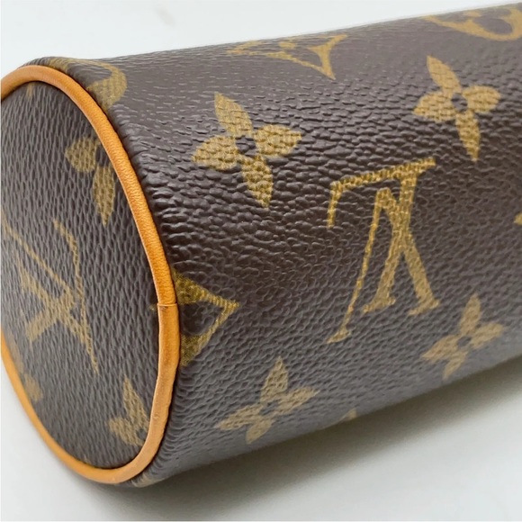 Authentic  Louis Vuitton Monogram Papillon Pouch  SK6566 - Picture 13 of 13